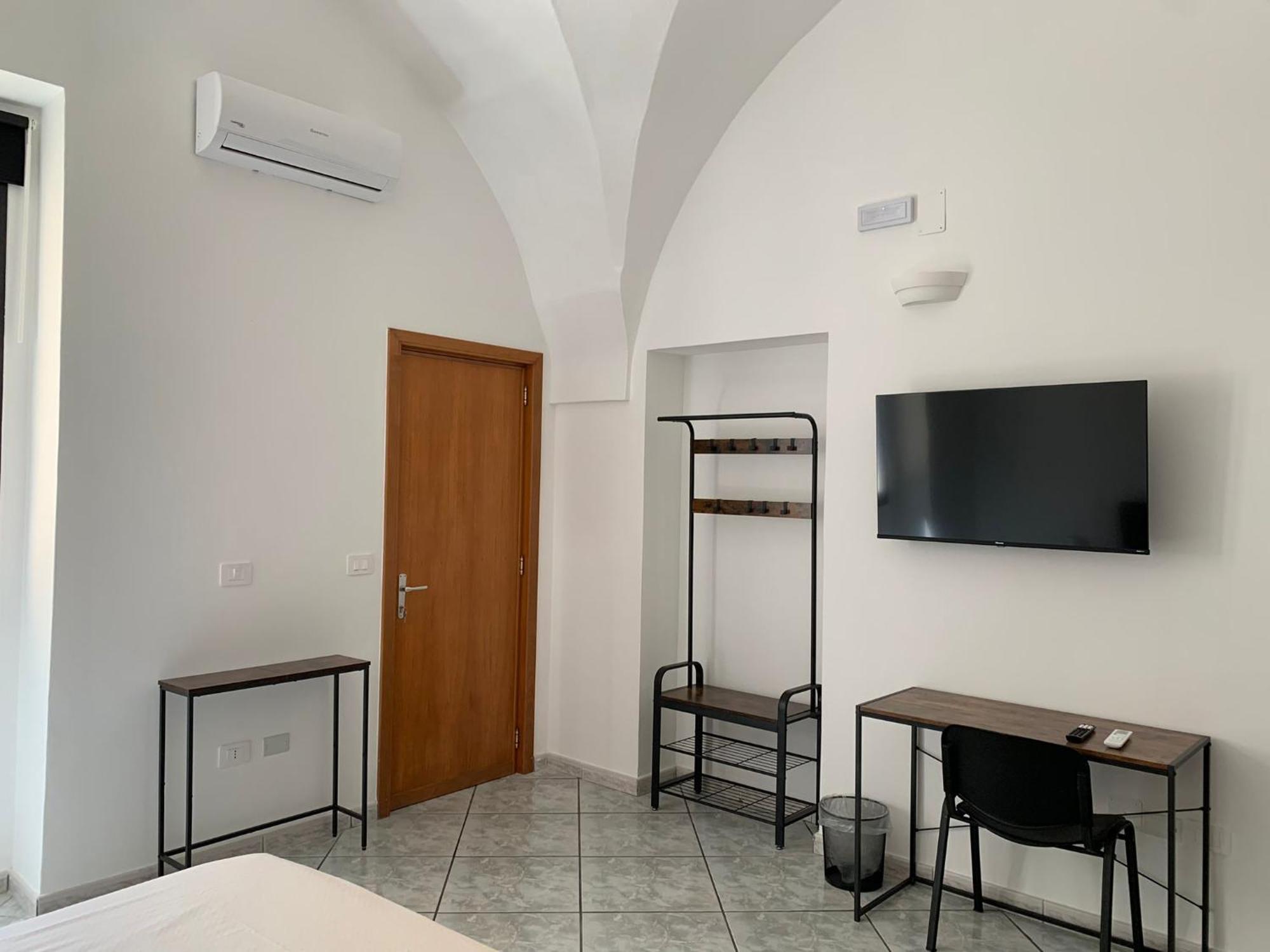 La Via Maestra Hotel Brindisi Exterior photo